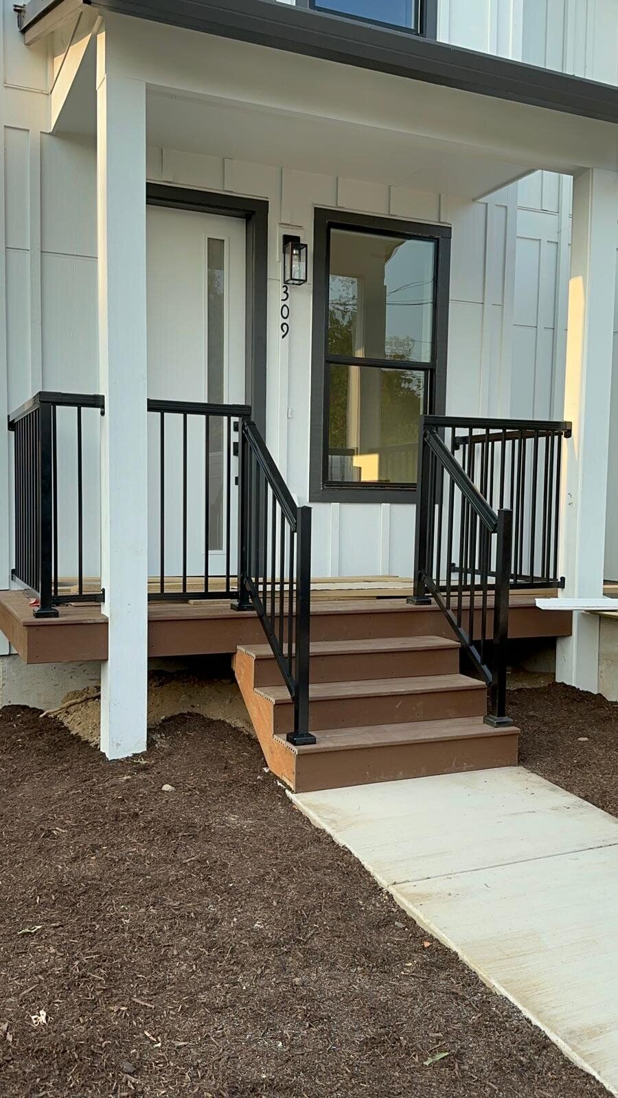 Deck & railing · Washougal, WA