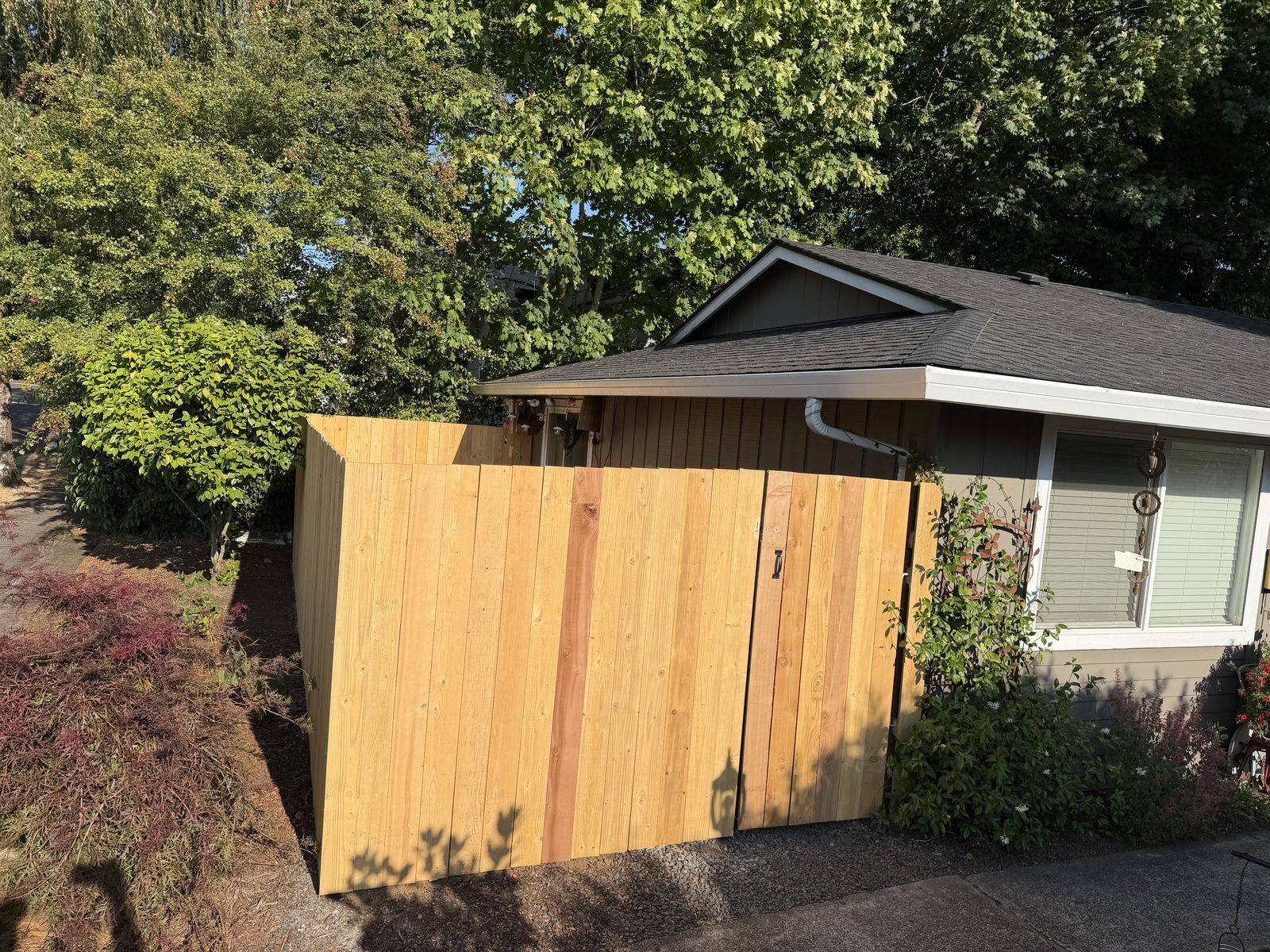 Cedar fence & gate — after · Vancouver, WA